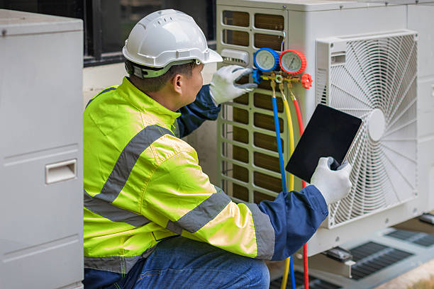 Professional Hvac Installation technician working in Kingsville, MO